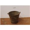 Image 1 : *Vintage Metal Bucket