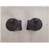 Image 2 : Pair of Wood Stove Salt and Pepper Shakers (Plastic)
