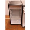 Image 4 : *Danby Bar Fridge - 18" x 18 1/2" x 34"