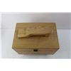 Image 3 : Vintage Ronson Shoe Shine Box (Empty)
