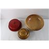 Image 3 : Wooden Bowls and Ceramic Dish with Lid