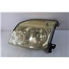 Image 2 : (2) Nissan XTrail Head Lamp Assemblies (Consigner says in working order)