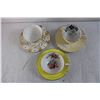 Image 2 : (3) Tea Cups and Saucers