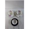 Image 2 : (3) Tea Cups and Saucers - Royal Albert