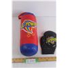 Image 1 : Toy Punching Bag with Glove