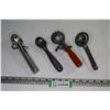 Image 1 : (3) Vintage Ice-cream Scoops - Egg Slicer