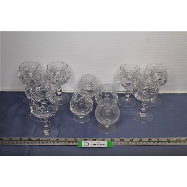 (11) Pinwheel Crystall Glasses