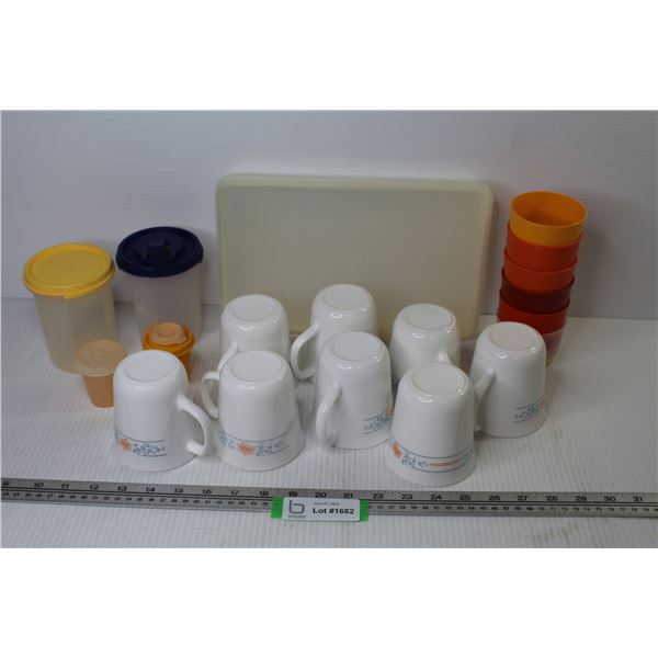 Assorted Tupperware - (8) Corning Ware Cups