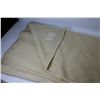 Image 2 : Vintage Blanket (Made in England)