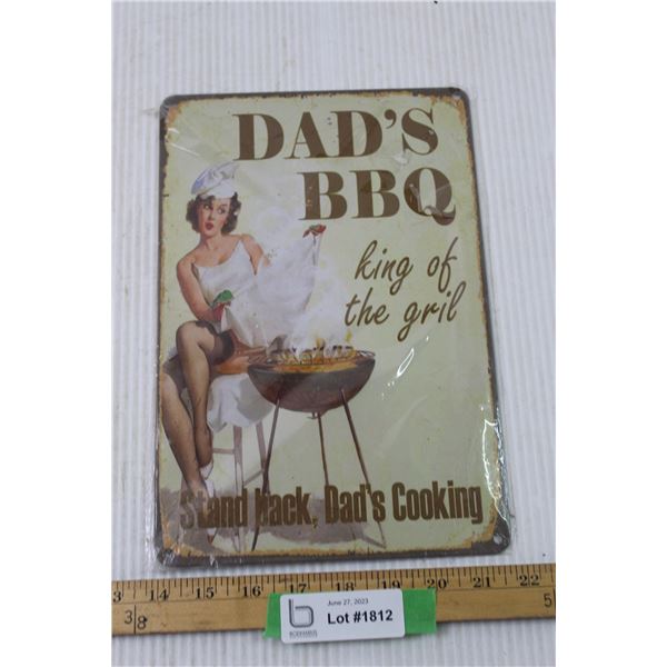 12  x 8  Dad's BBQ Metal Sign