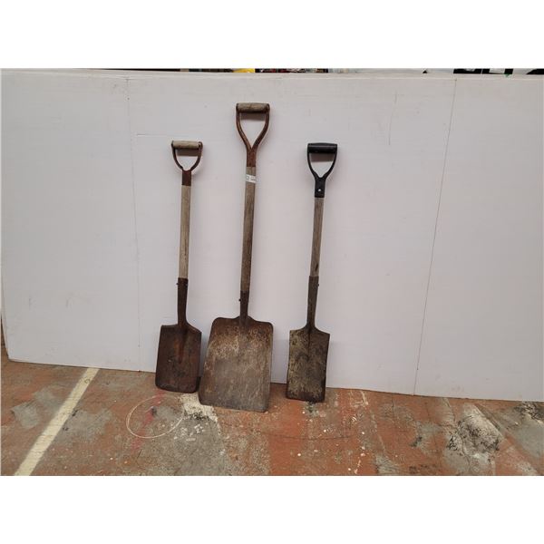 *(3) Shovels