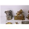 Image 2 : Assorted Trinkets, Piggy Bank