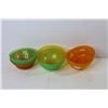 Image 3 : Assortment of Plastic Dishes