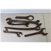 Image 2 : Vintage Bail Hook - Wrenches