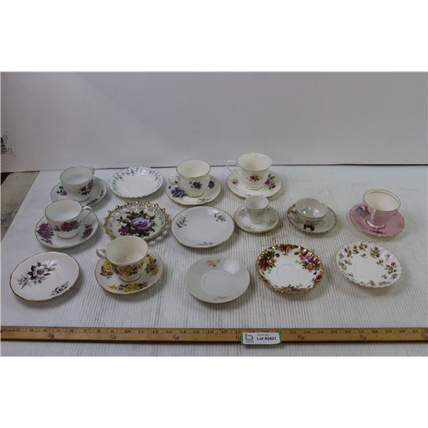 Tea Cups and Saucers Royal Albert, Winsome, Old Country Roses, Royal Wesser, Wellington, Royal Osbor