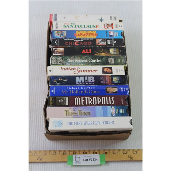 Lot of VHS's The Secret garden, Men in Black and More