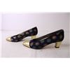 Image 2 : Women's Robert Capucci Gold Toe Heels - Size 7 1/2