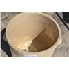 Image 3 : *5 Gal Medalta Crock (Good)