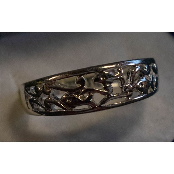 BZ511-71 SILVER RING