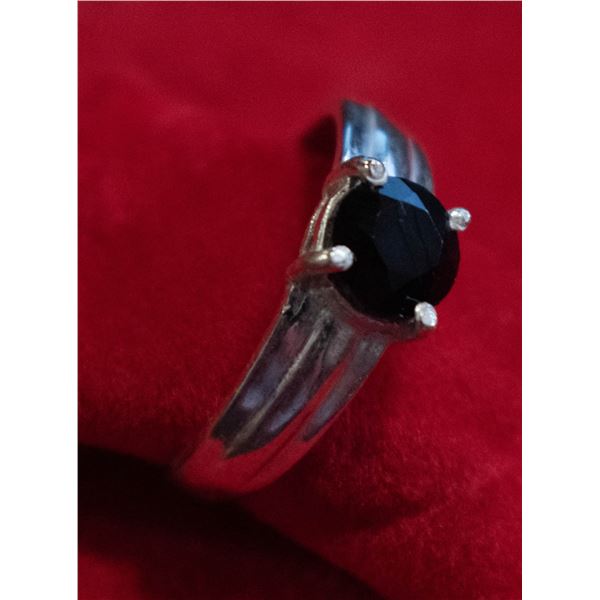 BZ511-59 SILVER BLACK ONYX SIZE 6 RING