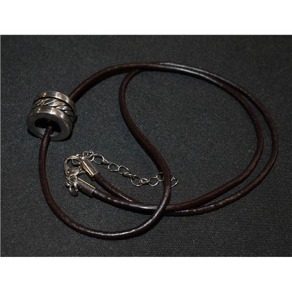 BZ511-63 SILVER CURRENCY LABEL NECKLACE