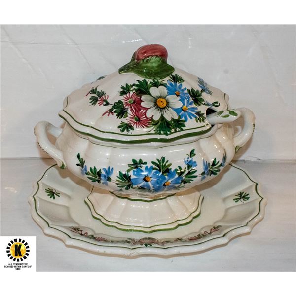 ITALIAN HANDPAINTED LIDDED TUREEN, PLATTER