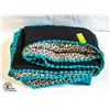 Image 1 : HANDMADE REVERSIBLE BLUE BLACK AND