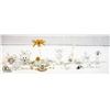 Image 1 : SWAROVSKI/CRYSTAL FIGURINES 14 ASSORTED