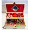 Image 1 : LARGE VINTAGE JEWELRY BOX FULL
