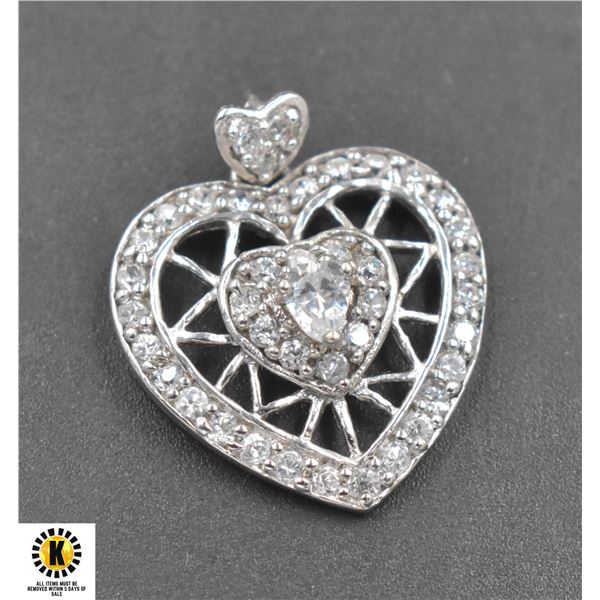 JP950-187 SILVER CZ HEART SHAPE PENDANT