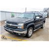 Image 8 : UNRESERVED! 2006 CHEVROLET AVALANCHE 1500 Z71 V/8