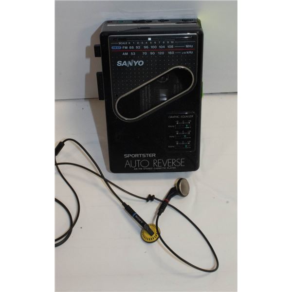 SANYO SPORTSTER AM/FM CASSETTE PLAYER