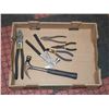 Image 1 : BOX OF TOOLS INC JUMBO LINESMEN PLIERS