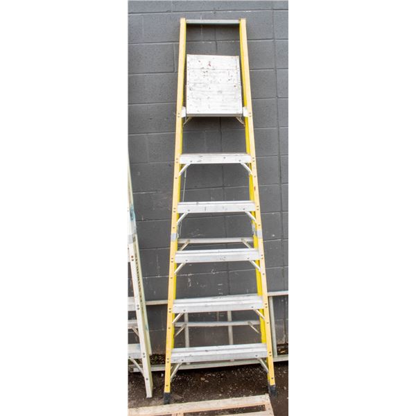 FEATHERLITE 8FT PAINTERS LADDER