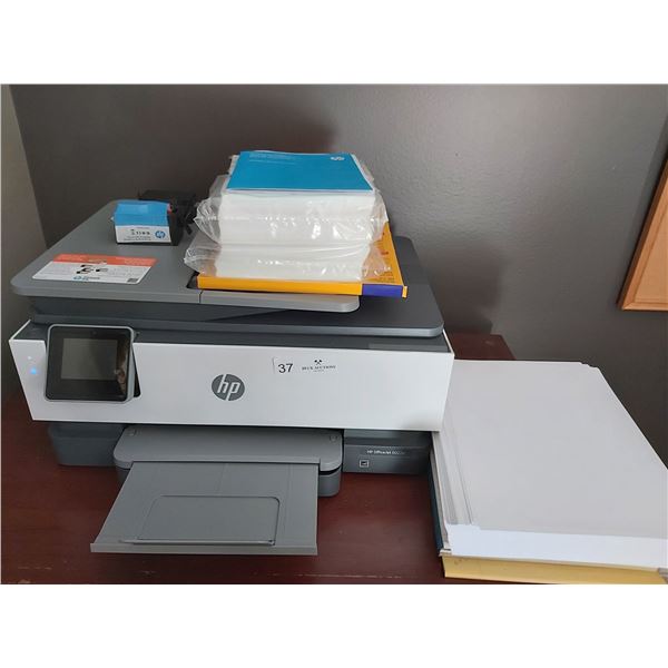 HP Office Jet 8022E Printer & Scanner With Paper