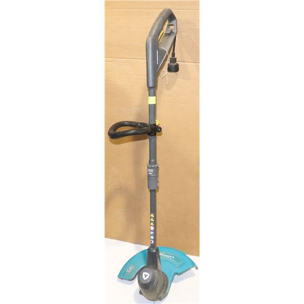 YARDWORKS 14" CUT PATH WEED/ GRASS TRIMMER