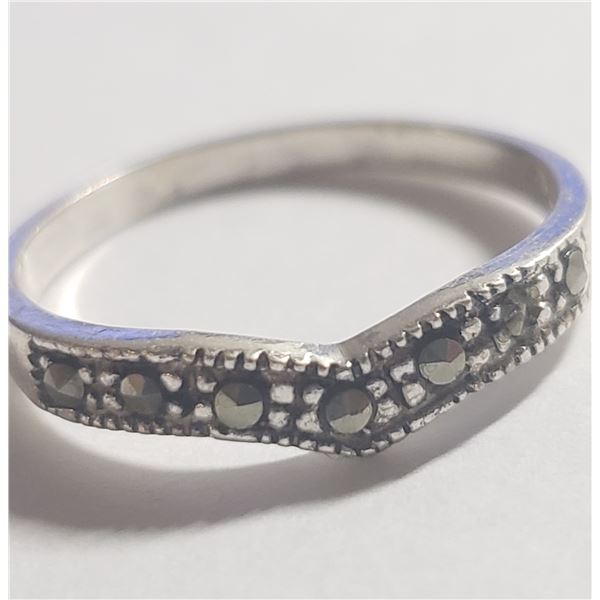 SILVER MARCASITE RING