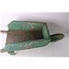 Image 4 : Antique Wooden Wheelbarrow Planter