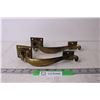 Image 1 : (2) Brass Door Handles