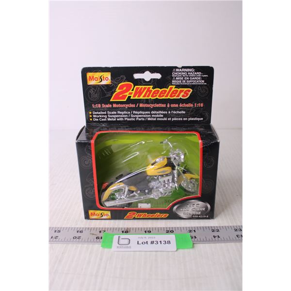 2-Wheelers Scale Motorcycle - 1:18 (NIB)