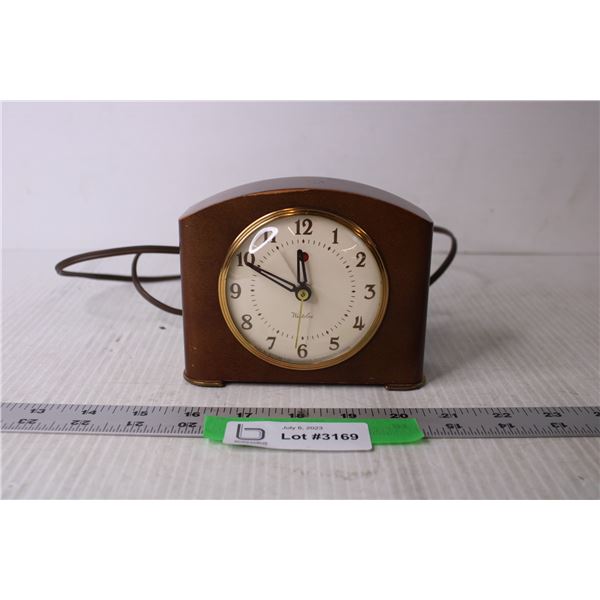 Vintage Wooden Clock (Working)