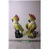 Image 1 : (2) Vintage 1940s Parrot Figurines