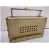 Image 3 : (2) Vintage Radios