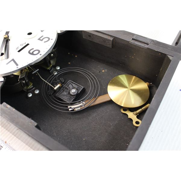 Rhythm Gloria 30 Day Clock (Key and Pendulum Working) - Bodnarus