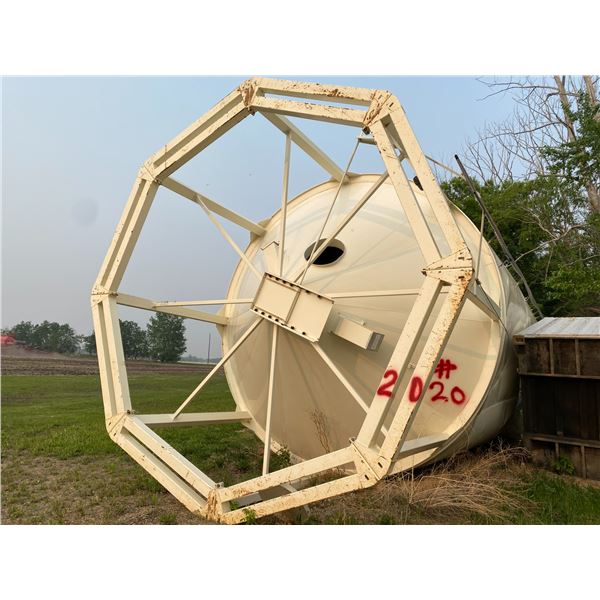 Meridian 5000 Bu, 5-Ring c/w Aeration rocket & Hopper, 8 legs on double skid (Damaged). Remove withi