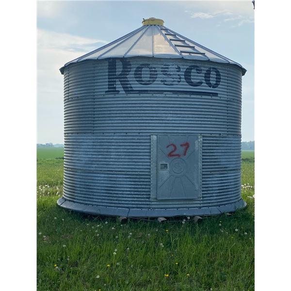 Rosco 4-Ring, fair floor & skids.  Located West of Radway, 2.2 Km North on RR 210, East Side. Remove