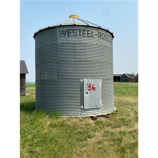 5-Ring Bin c/w wood floor & ladder. Adolph's-Located 58201-RR214. Remove within 60 Days