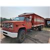 Image 1 : 1975 Red GMC 6500 Grain truck, V8, 65,866 Km, 10.00-20 Rubbers, 18' x 8'4" x 54"H Box, SN. TCE675V61