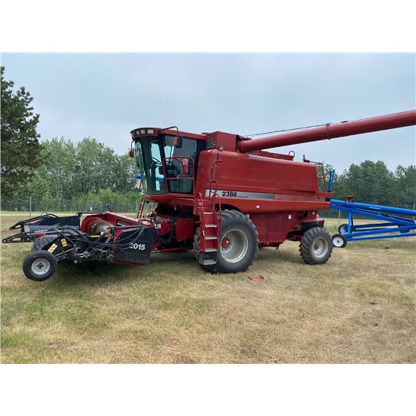 Case IH 2388 Axial Flow Combine, 30.5l-32 Tires, SN. HAJ295940 c/w 2015 Swath Master, 8 belt pick up