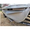 Image 20 : 1999 Bennington 2050, 21' Pontoon Boat, Hold's 10 People, c/w Top, SN.ETW03531F999, c/w 2008 40 Hp,